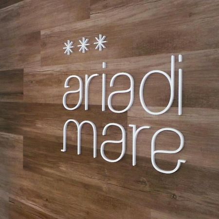 Hotel Aria Di Mare - Bed & Brunch In Centro A Riccione Ngoại thất bức ảnh